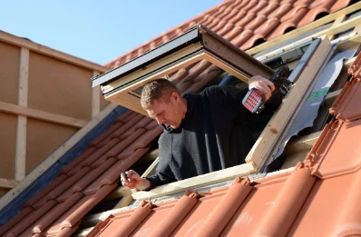 Pose de fenêtres de toit Velux à Fillière